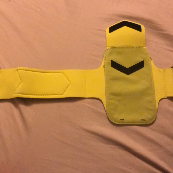 Nike arm band - Picture 2 of 2